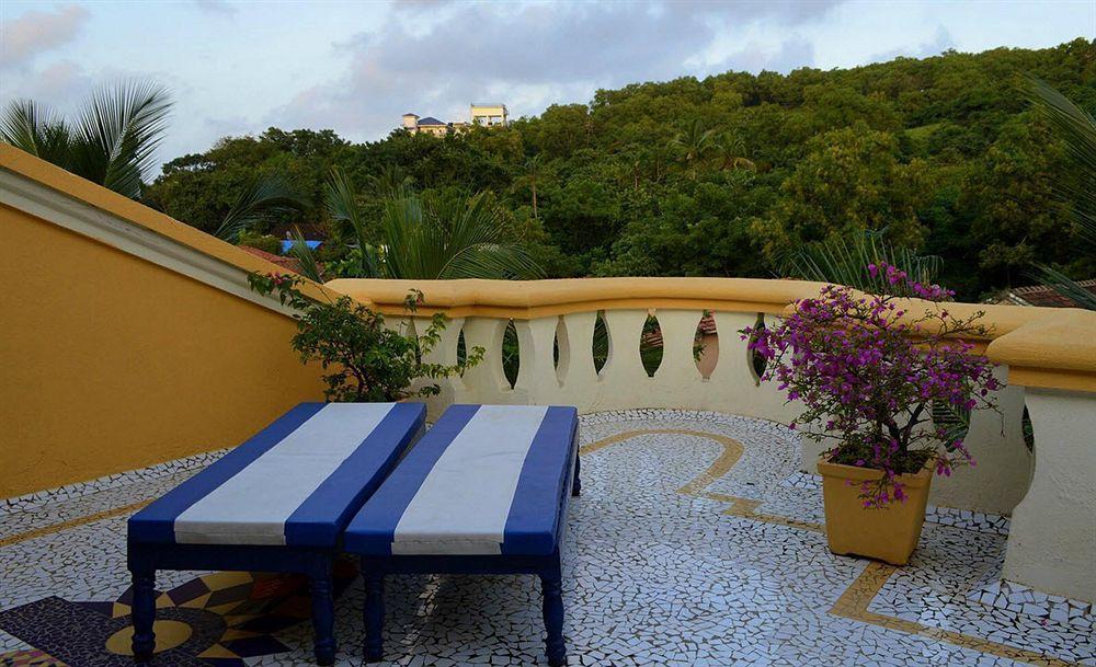Bougainvillea Guest House Кандолім Екстер'єр фото