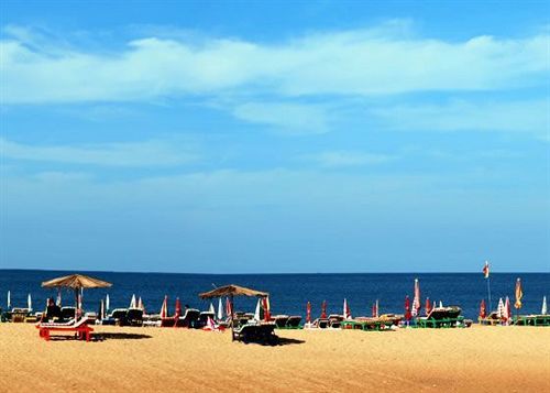 Bougainvillea Guest House Кандолім Екстер'єр фото
